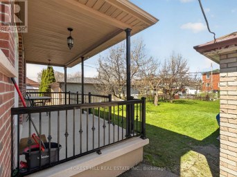 114 REGENT ROAD Toronto (Downsview-Roding-CFB) Ontario photo 46