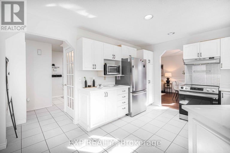 1950 MAPLERIDGE DRIVE, Peterborough (Monaghan Ward 2), Ontario, K9K2E4