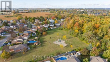 1950 MAPLERIDGE DRIVE Peterborough (Monaghan Ward 2) Ontario photo 48