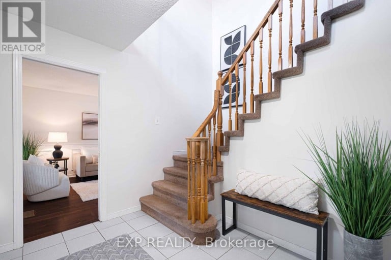 1950 MAPLERIDGE DRIVE, Peterborough (Monaghan Ward 2), Ontario, K9K2E4