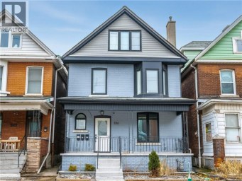 536 CANNON Street E Hamilton Ontario photo 1