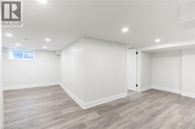 536 CANNON Street E Hamilton Ontario photo 17