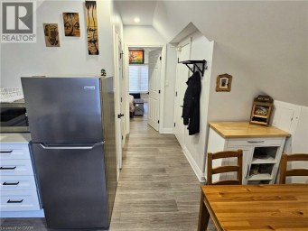536 CANNON Street E Hamilton Ontario photo 34