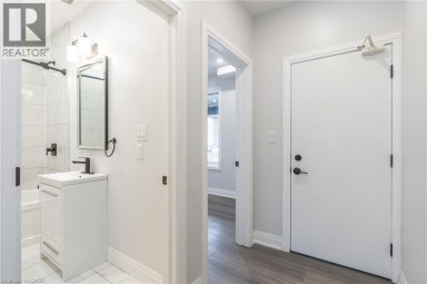 536 CANNON Street E Hamilton Ontario photo 4