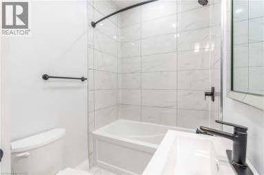 536 CANNON Street E Hamilton Ontario photo 7