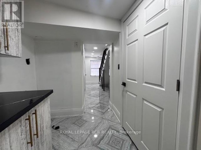 134 QUEEN STREET N, Caledon (Bolton West), Ontario, L7E2M7