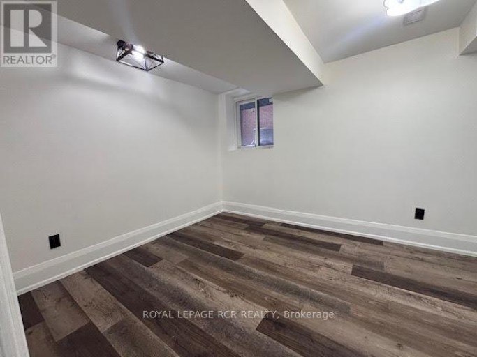 134 QUEEN STREET N, Caledon (Bolton West), Ontario, L7E2M7