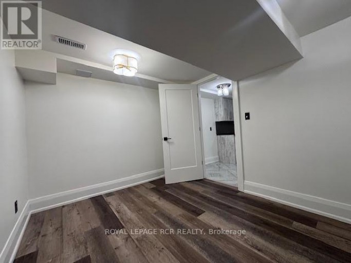 134 QUEEN STREET N, Caledon (Bolton West), Ontario, L7E2M7
