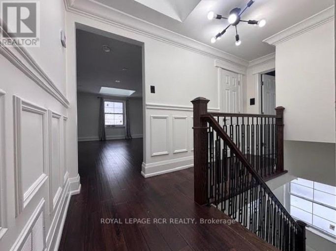 134 QUEEN STREET N, Caledon (Bolton West), Ontario, L7E2M7