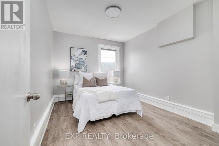 125 CATHCART STREET, Hamilton (Beasley), Ontario, L8L5A1