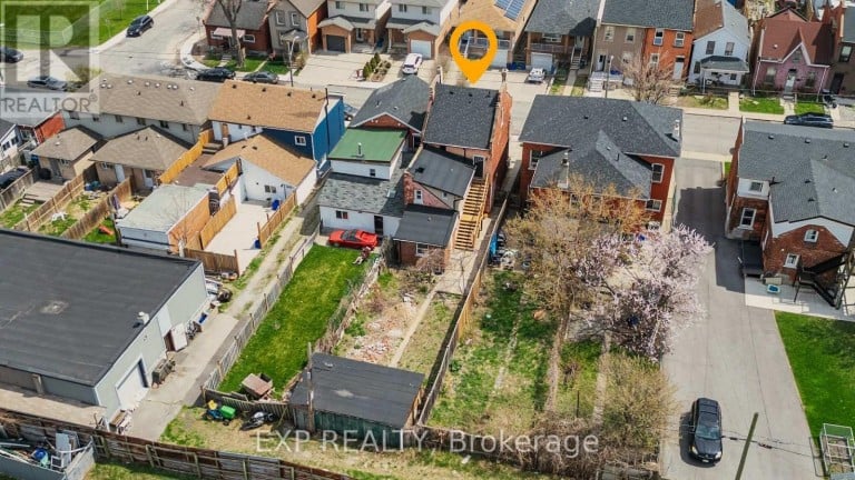 125 CATHCART STREET, Hamilton (Beasley), Ontario, L8L5A1