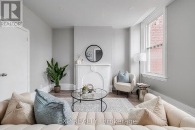 125 CATHCART STREET Hamilton (Beasley) Ontario photo 3