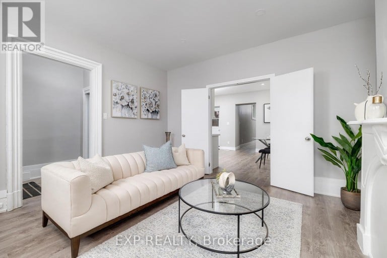 125 CATHCART STREET, Hamilton (Beasley), Ontario, L8L5A1