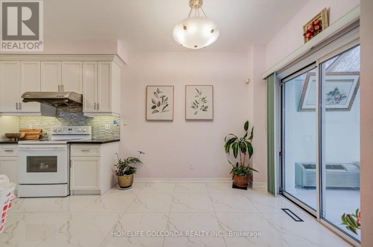 25 EASTPINE DRIVE, Markham (Milliken Mills West), Ontario, L3R4Z2