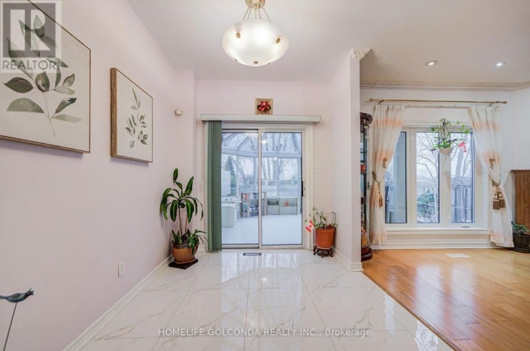25 EASTPINE DRIVE, Markham (Milliken Mills West), Ontario, L3R4Z2