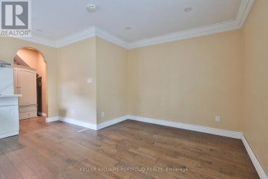 106 CLOVELLY AVENUE Toronto (Oakwood Village) Ontario photo 13