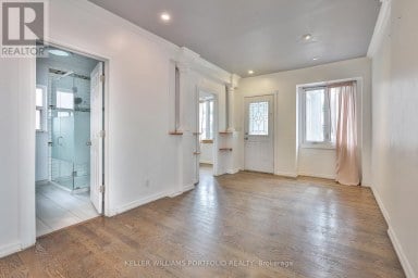 106 CLOVELLY AVENUE Toronto (Oakwood Village) Ontario photo 3