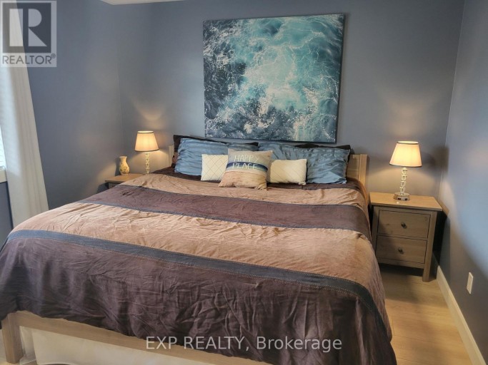74 BUCHANAN STREET, Barrie (Grove East), Ontario, L4M6B7