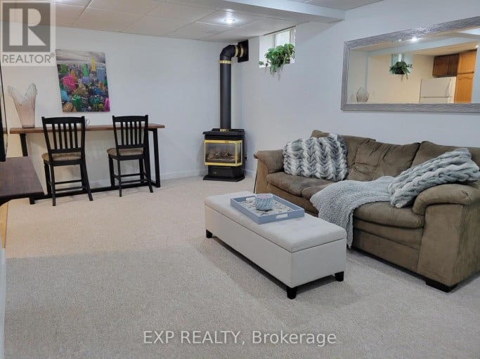74 BUCHANAN STREET, Barrie (Grove East), Ontario, L4M6B7