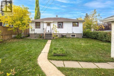 1836 13 Avenue NW Calgary Alberta photo 26