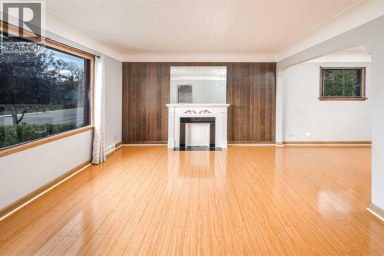 1836 13 Avenue NW Calgary Alberta photo 3