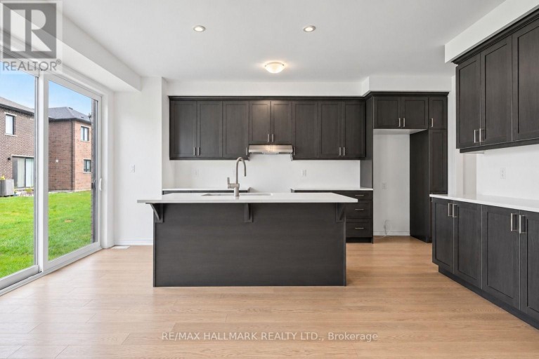 84 GRETZKY AVENUE, Barrie, Ontario, L9J0Y7