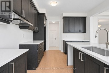84 GRETZKY AVENUE Barrie Ontario photo 15