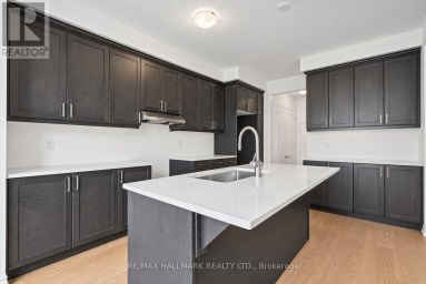 84 GRETZKY AVENUE Barrie Ontario photo 16