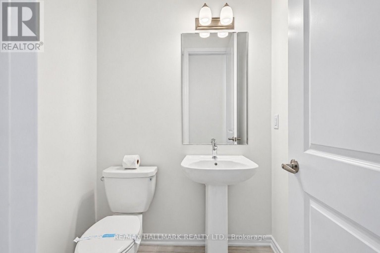 84 GRETZKY AVENUE, Barrie, Ontario, L9J0Y7