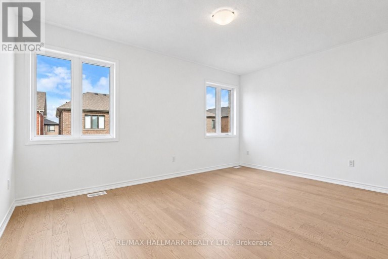 84 GRETZKY AVENUE, Barrie, Ontario, L9J0Y7
