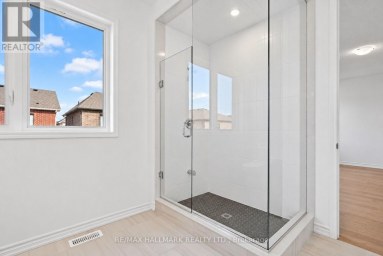 84 GRETZKY AVENUE Barrie Ontario photo 26