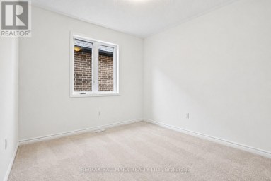 84 GRETZKY AVENUE Barrie Ontario photo 33