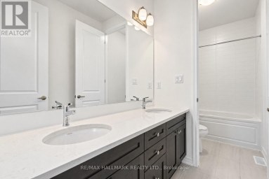 84 GRETZKY AVENUE Barrie Ontario photo 35