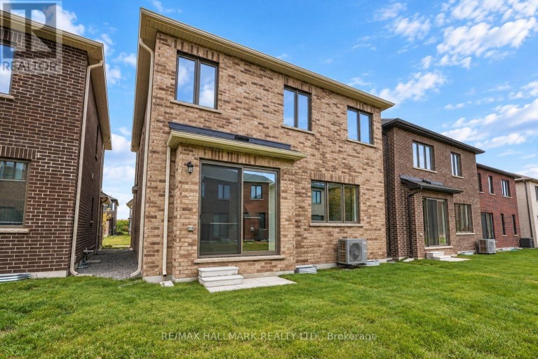 84 GRETZKY AVENUE, Barrie, Ontario, L9J0Y7