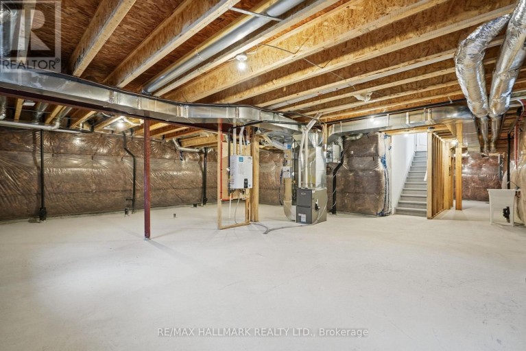 84 GRETZKY AVENUE, Barrie, Ontario, L9J0Y7