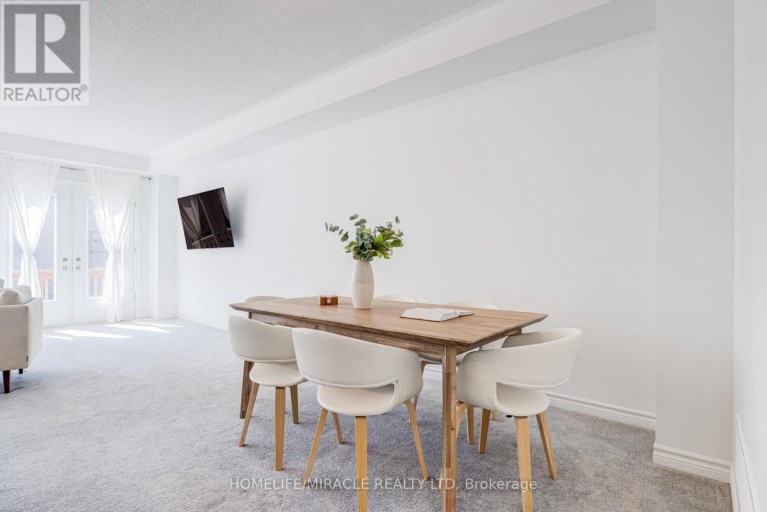 14 SASSAFRAS ROAD, Springwater (Midhurst), Ontario, L9X2C6