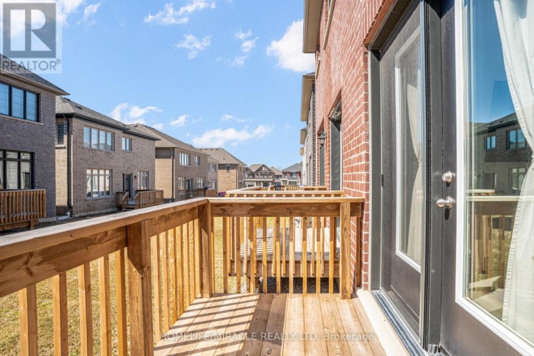 14 SASSAFRAS ROAD, Springwater (Midhurst), Ontario, L9X2C6