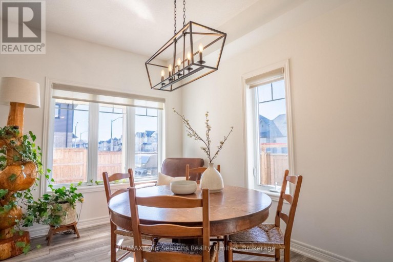 33 KERR STREET, Collingwood, Ontario, L9Y4B6
