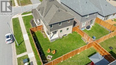 33 KERR STREET Collingwood Ontario photo 27