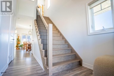33 KERR STREET Collingwood Ontario photo 3
