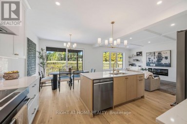 3149 WALSH DRIVE London South (South V) Ontario photo 12