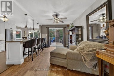 29 BRENNAN AVENUE Barrie (South Shore) Ontario photo 6