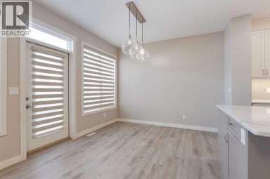 54 Creekstone Square SW Calgary Alberta photo 11