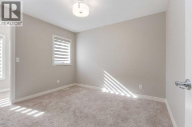 54 Creekstone Square SW Calgary Alberta photo 34