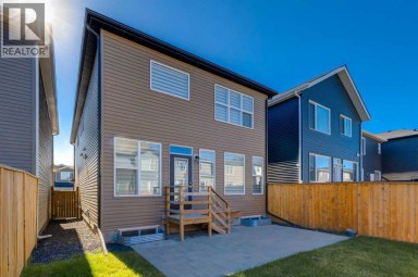 54 Creekstone Square SW Calgary Alberta photo 46