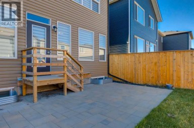 54 Creekstone Square SW Calgary Alberta photo 49