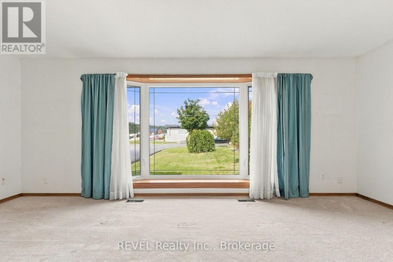 17527 TELEPHONE ROAD, Quinte West (Murray Ward), Ontario, K8V5P4