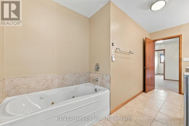 17527 TELEPHONE ROAD, Quinte West (Murray Ward), Ontario, K8V5P4
