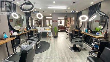 67 HOLLAND STREET W Bradford West Gwillimbury (Bradford) Ontario photo 3