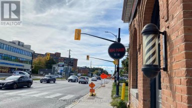 67 HOLLAND STREET W Bradford West Gwillimbury (Bradford) Ontario photo 5